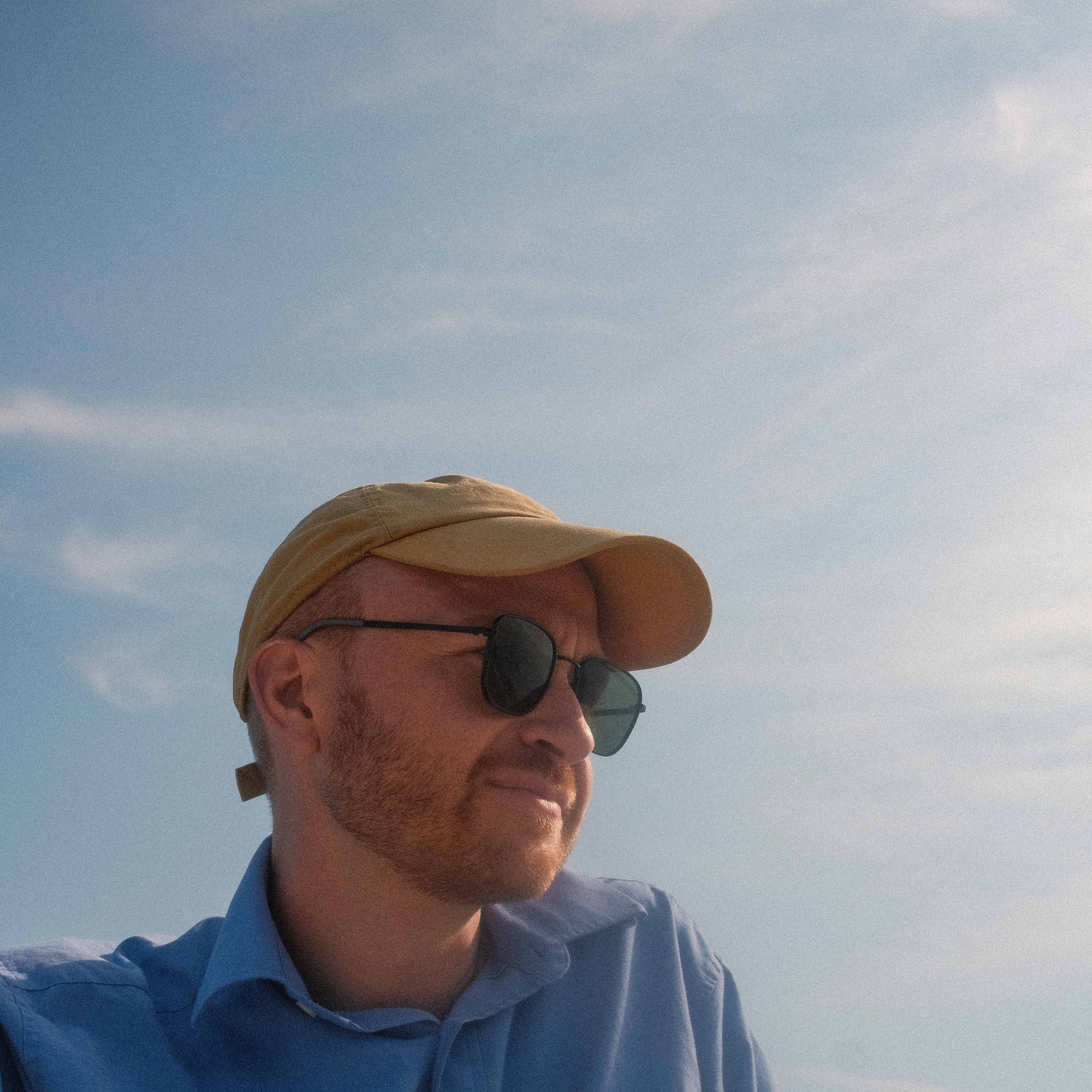 Man wearing Mokki sunglasses