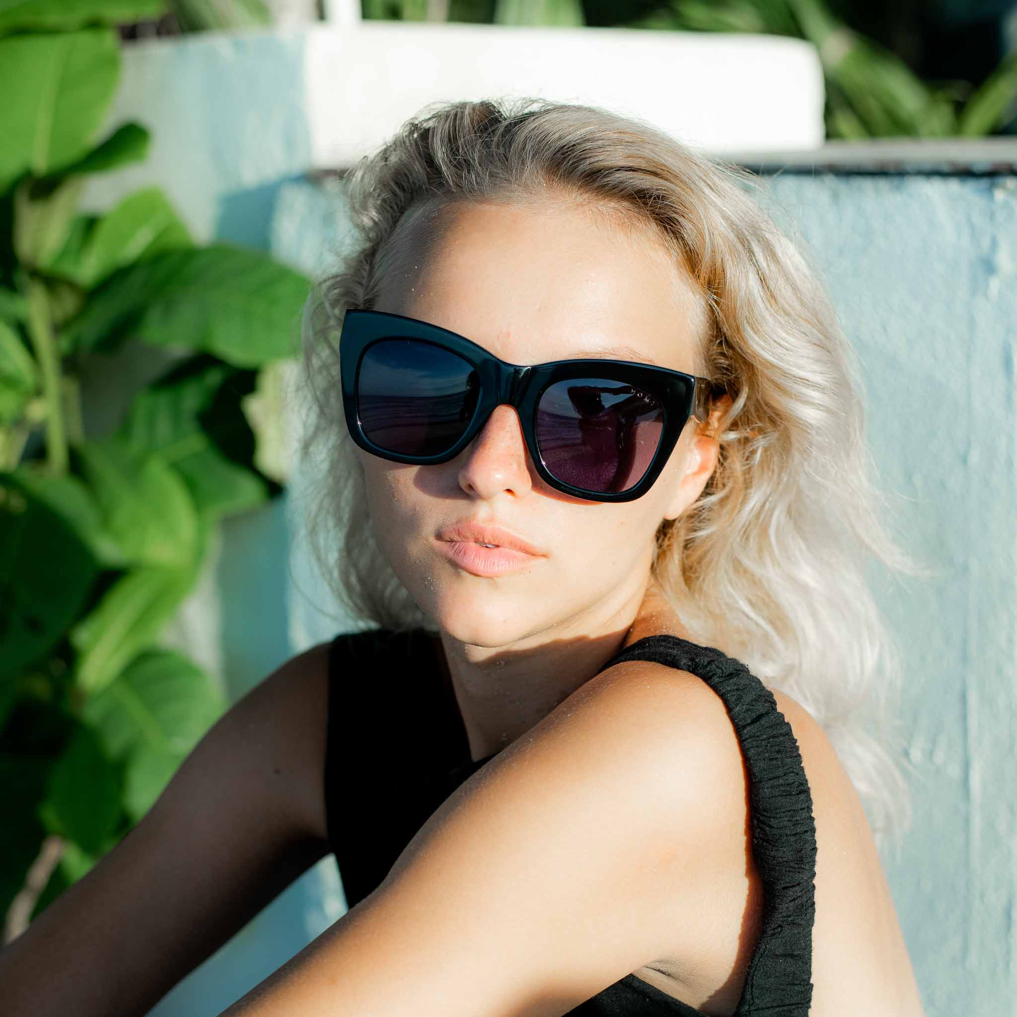 Woman wearing Mokki sunglasses