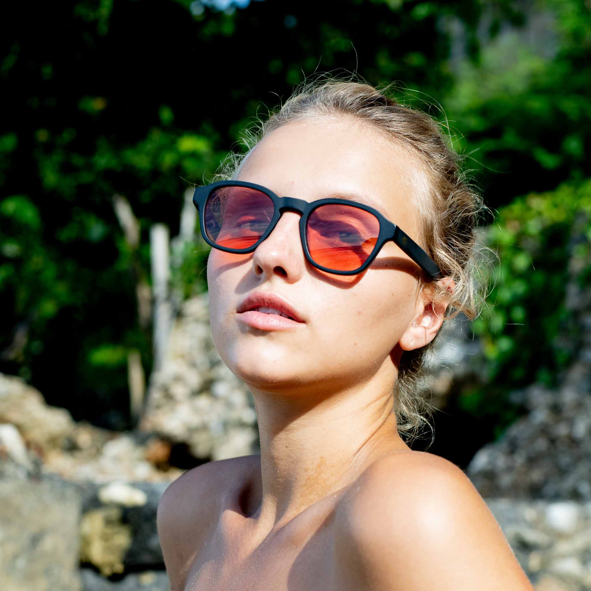 Woman wearing Mokki sunglasses